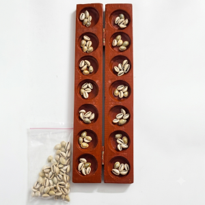 Twintaz Vamana Guntalu / Pallanghuzi / Mancala Wooden Board Game – 14 Pit Hardwood Board with 70 Natural Seashells & Storage Bag | Traditional Indian Strategy Game | Family Educational Board Game for Kids & Adults